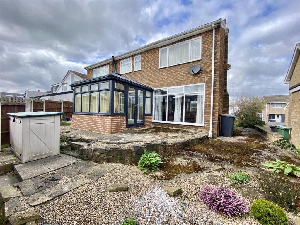 Bramleys Estate Agents - 67 West Royd Avenue - Mir