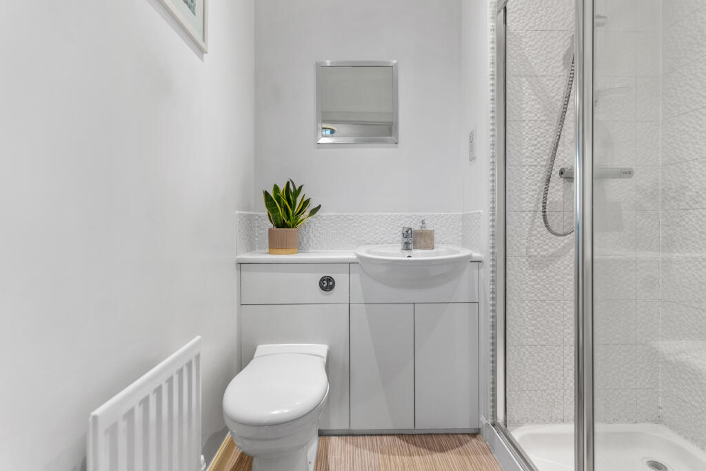 En Suite Shower Room