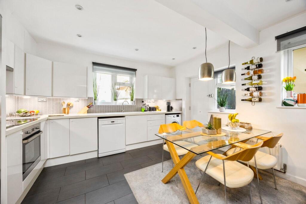 Barn Rise 60 KITCHEN.jpeg