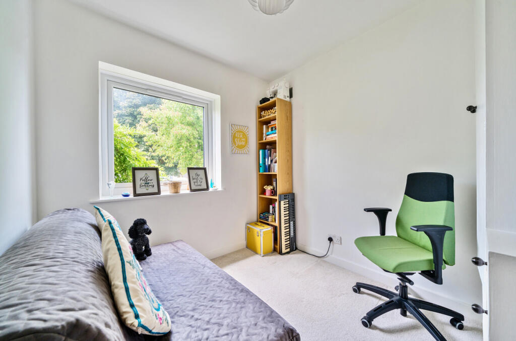 1303999-11-686408...