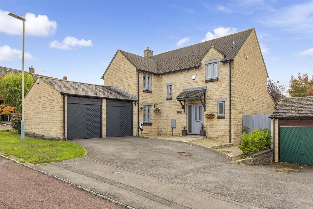 1 Blackthorn End