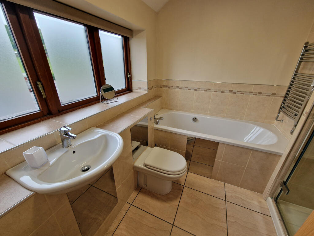 Ensuite 2