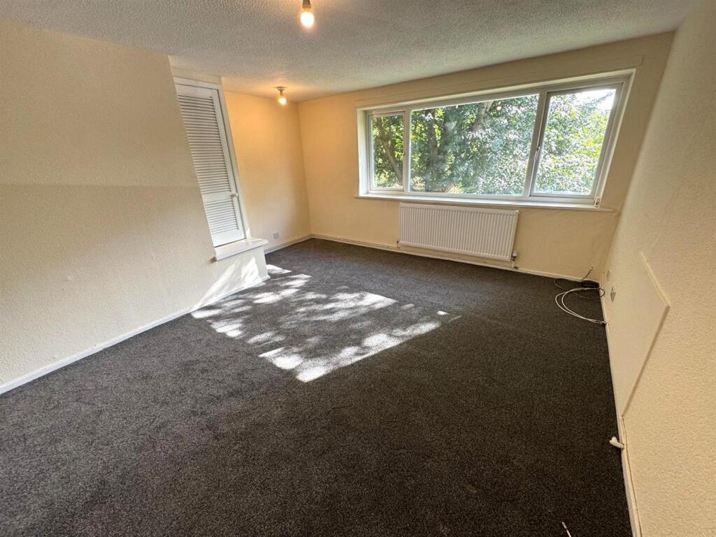 Lounge 2.jpeg