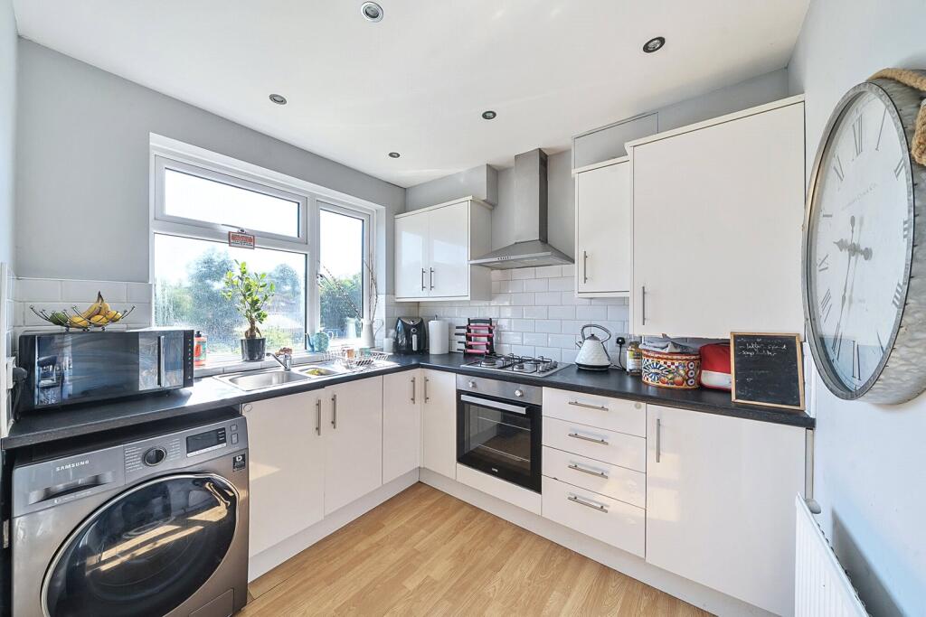 1317863-11-6870d6...