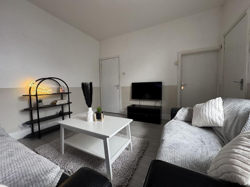 Junction Street, California, Nottingham, Derbyshire, DE1