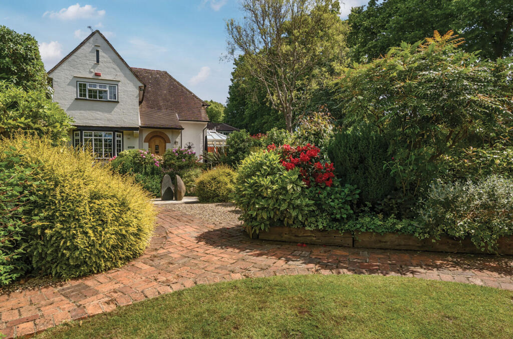 1297069-10-682c64...