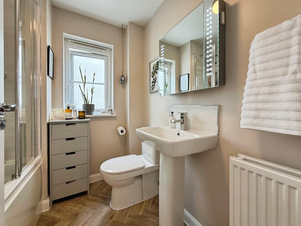 Family bathroom