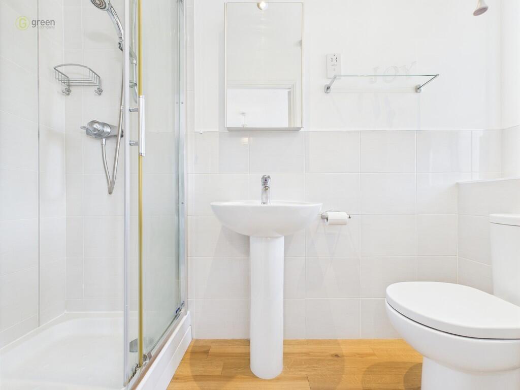 CAM03830G0-PR0180...