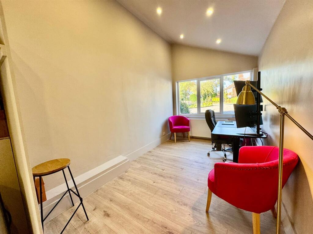 WhatsApp Image 2025-09-25 at 15.07.21 (3).jpeg