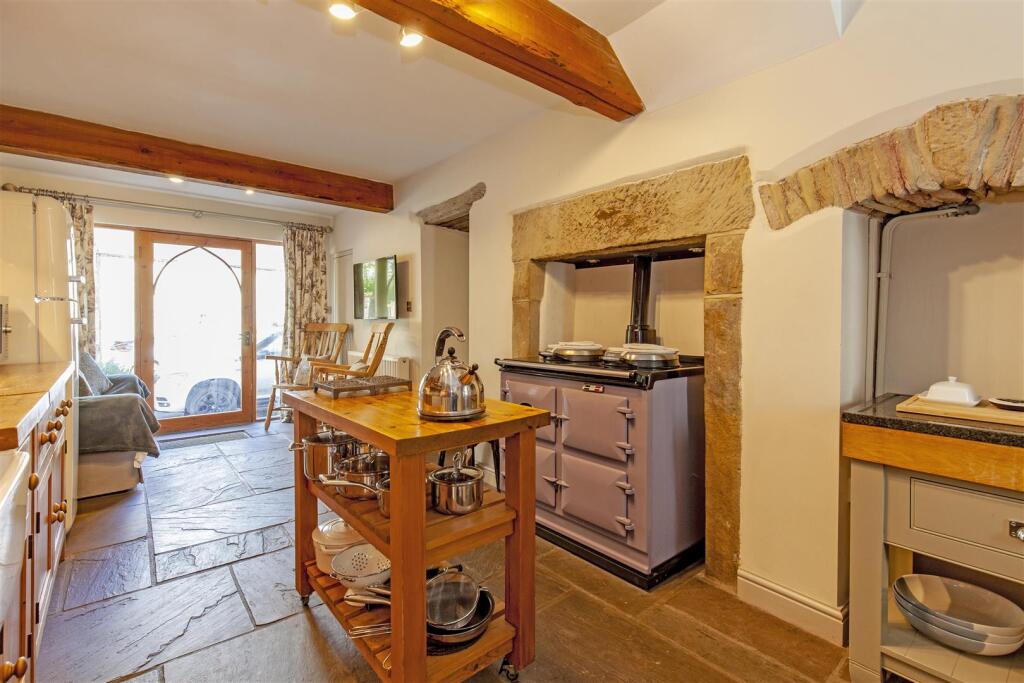 Kitchen-5.jpg