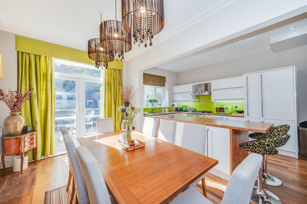 KITCHEN, DINER AND LIVING ROOM