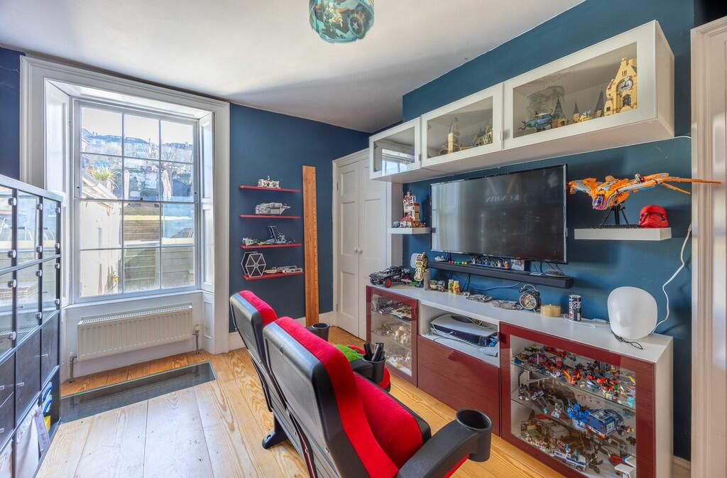 Snug/TV Room