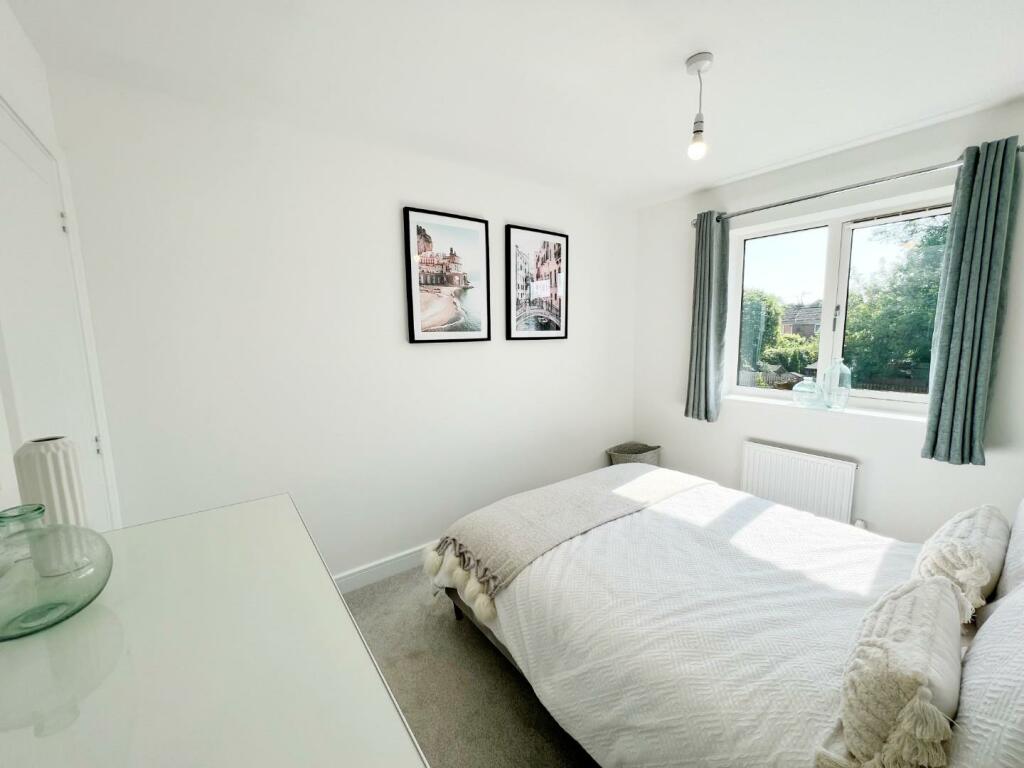 Bedroom 2 pic 2.jpg