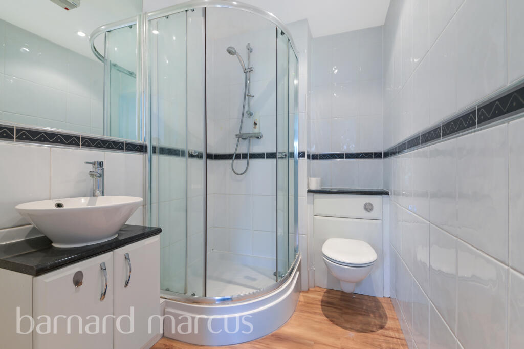 En-suite Bathroom