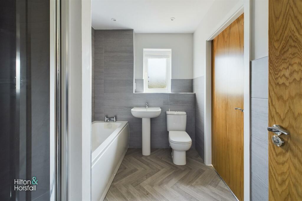 Millers Green, Worsthorne - Plot 5