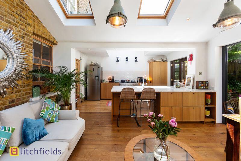 dining to kitchen