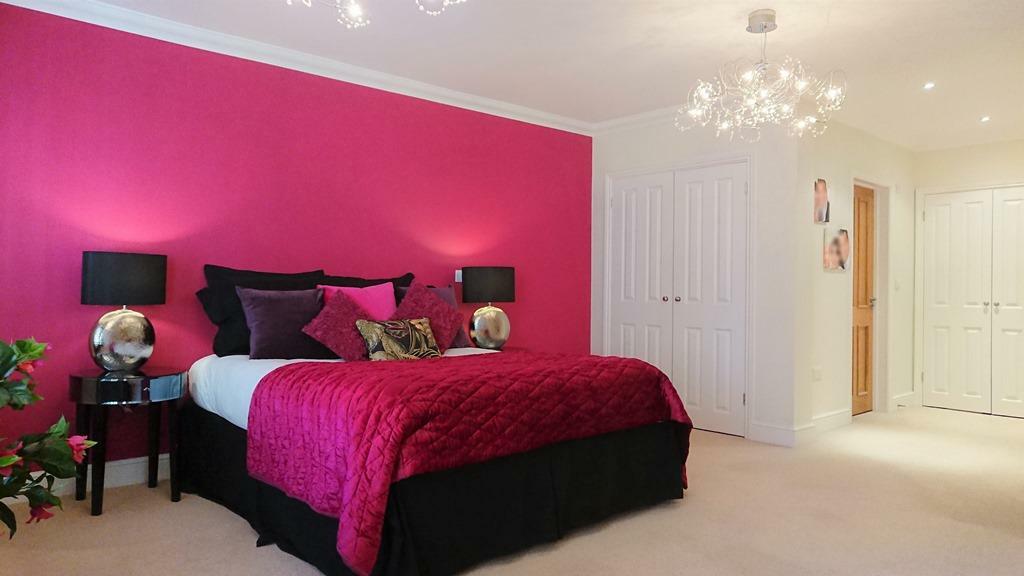 19_Master Bedroom.JPG