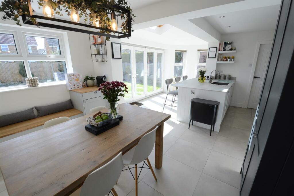 Kitchen/Family Room