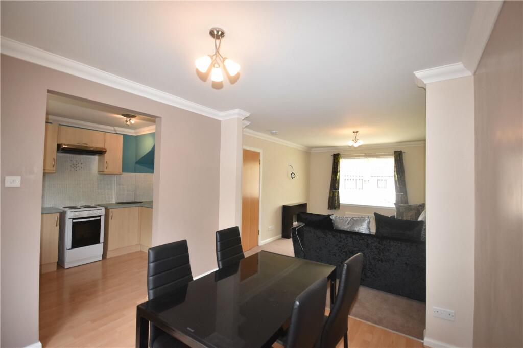 Lounge/Kitchen