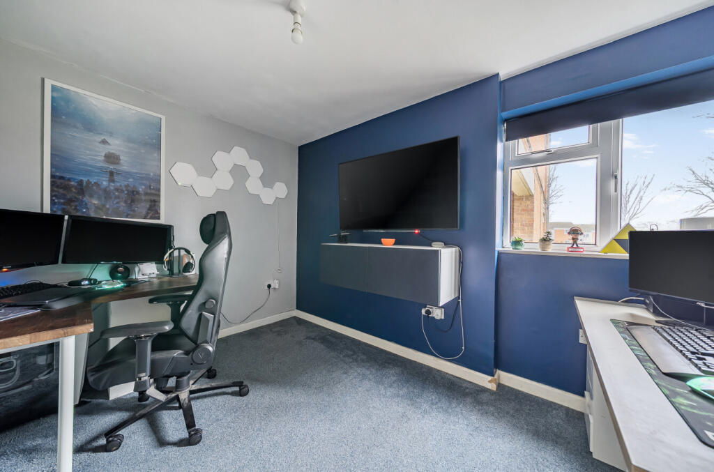 1383717-10-692db2...