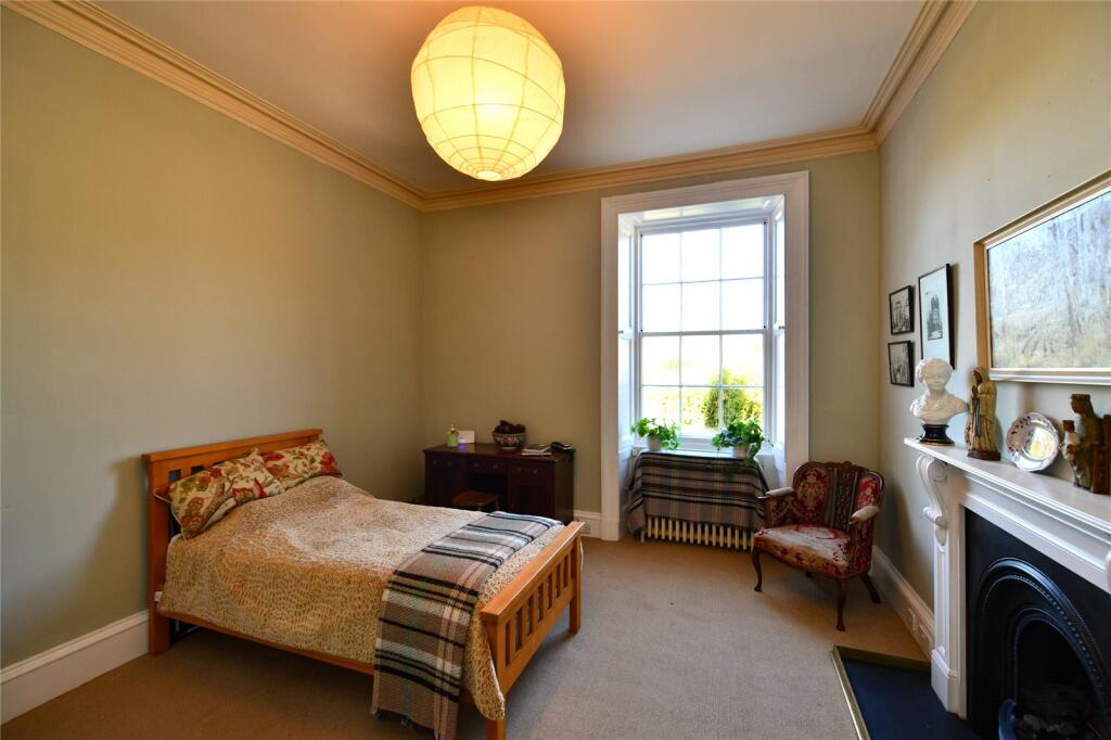 Bedroom/Study