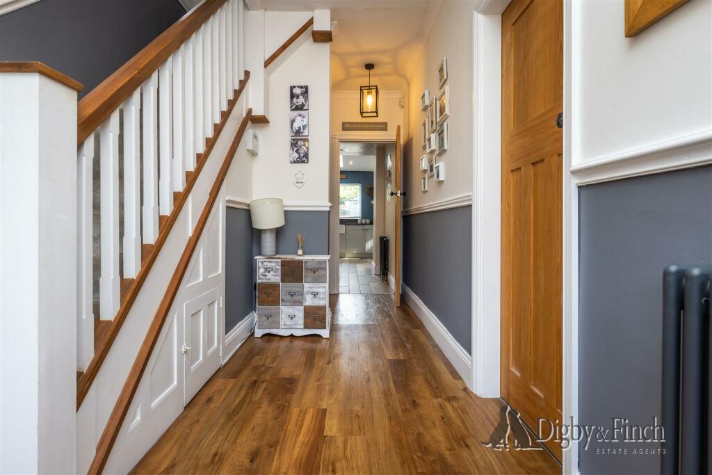 120, Bingham Road Radcliffe-On-Trent, NG12 2GT-16w