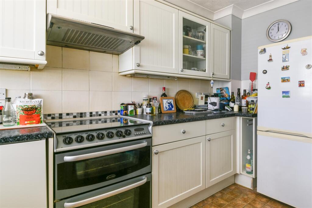 MALDEN ROAD, 193-11.jpg