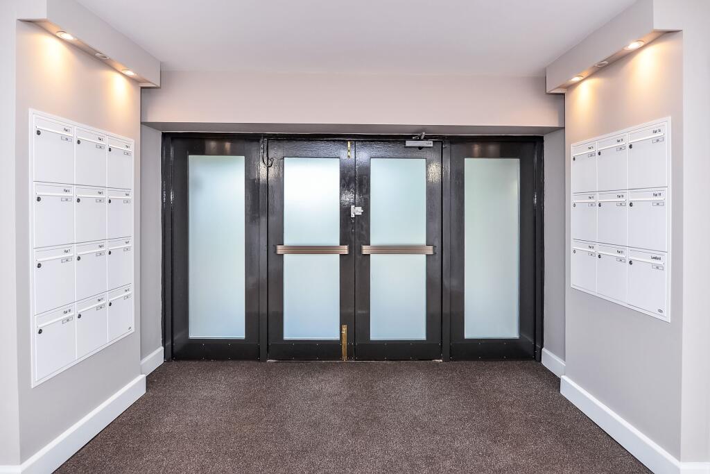 entrance_area