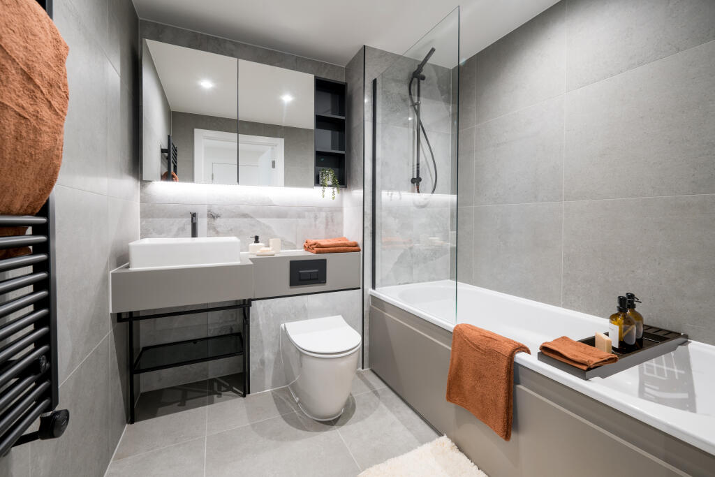 Modern Bathroom