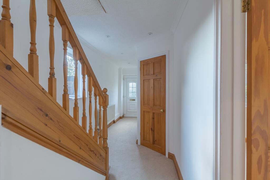 25 Merlin Way (6)