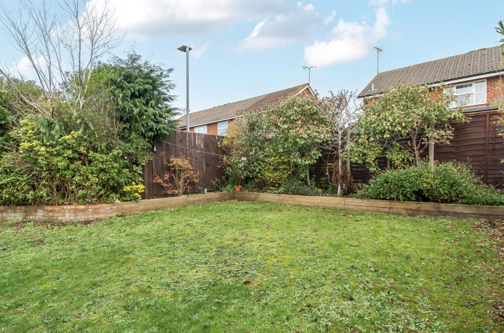 1380156-7-691f6c5...