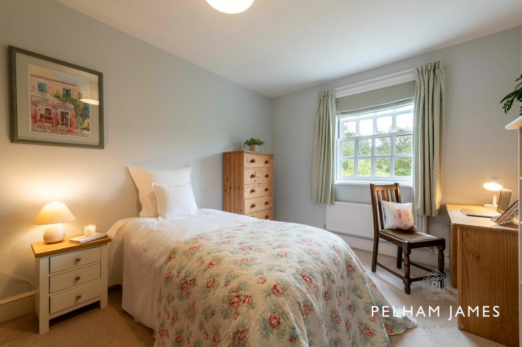 Third Bedroom, Rutland House, Wothorpe Park