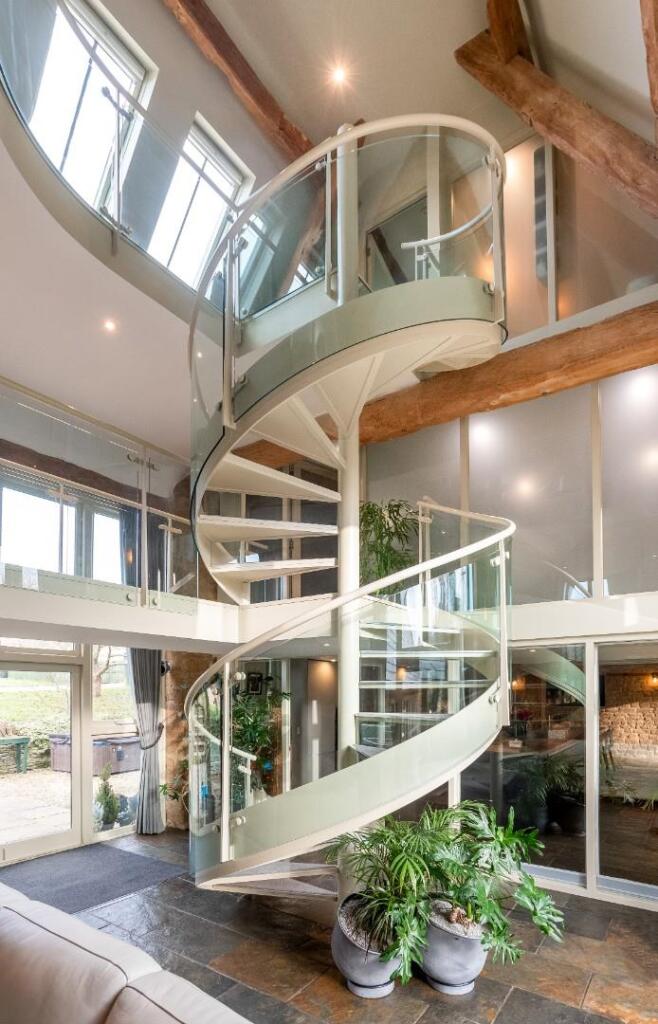 Winchcombe Farm 01.25-7.jpg