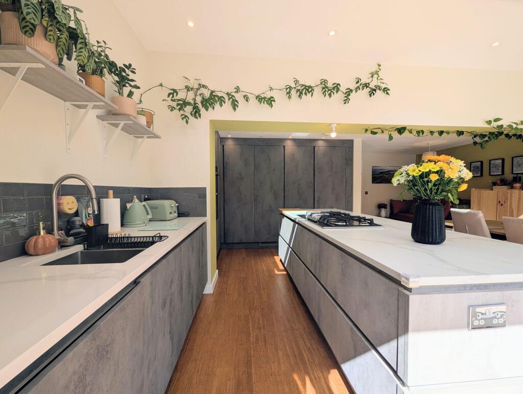 Kitchen / Family Room