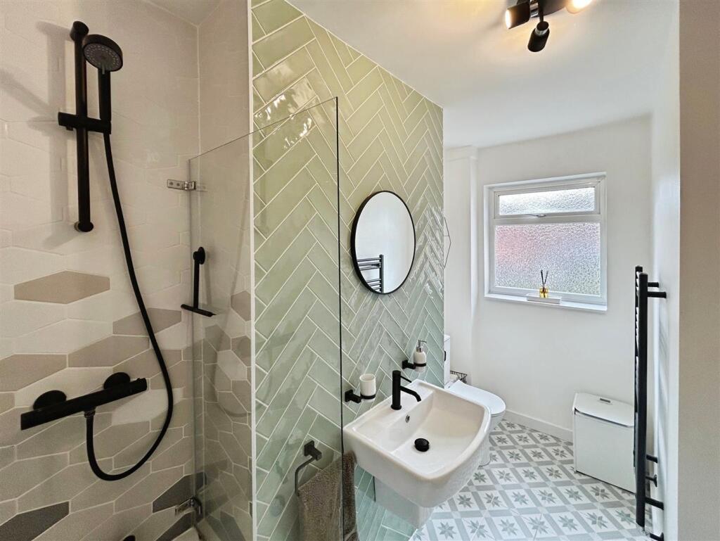 8e13edf2-E-4417-A958-078117E1116C-2291-000000E7644