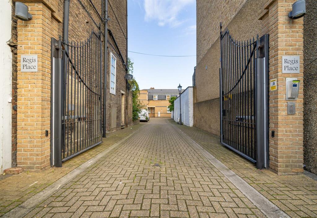 Entrance.jpg