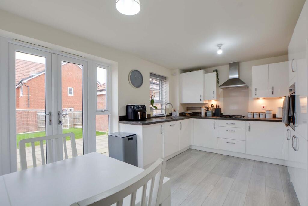 Open Plan Fitted Dining Kitchen