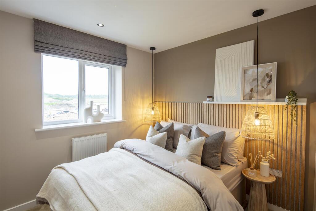 Principal bedroom