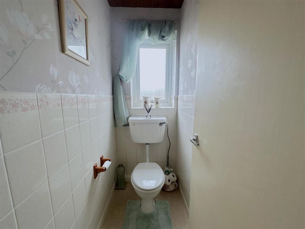 Separate WC