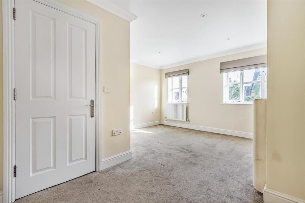 Sitting Room.jpg