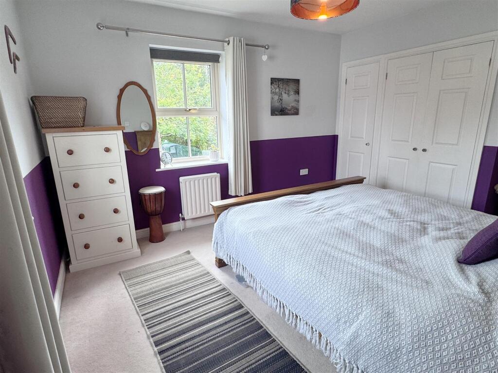 Bed 1b.JPG