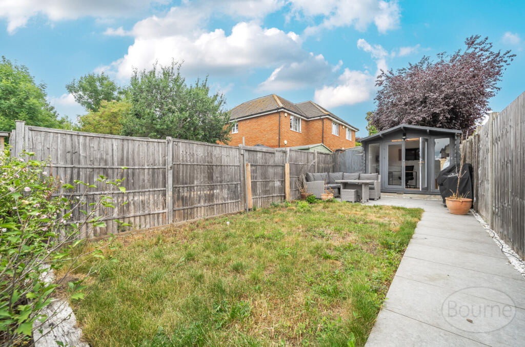 9625e591-8452-475...