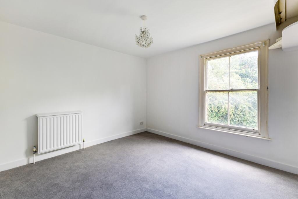 97851_2-Woodbine-...