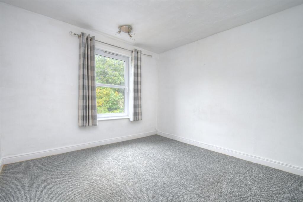 Bedroom One.jpg