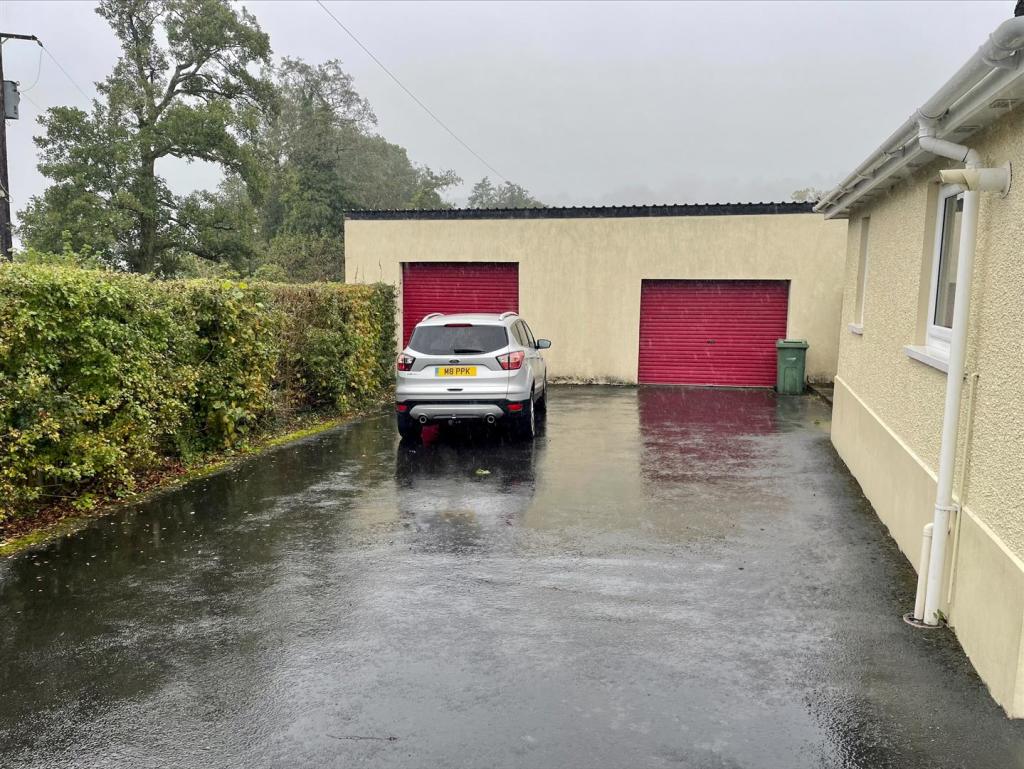 GARAGE BUILDING