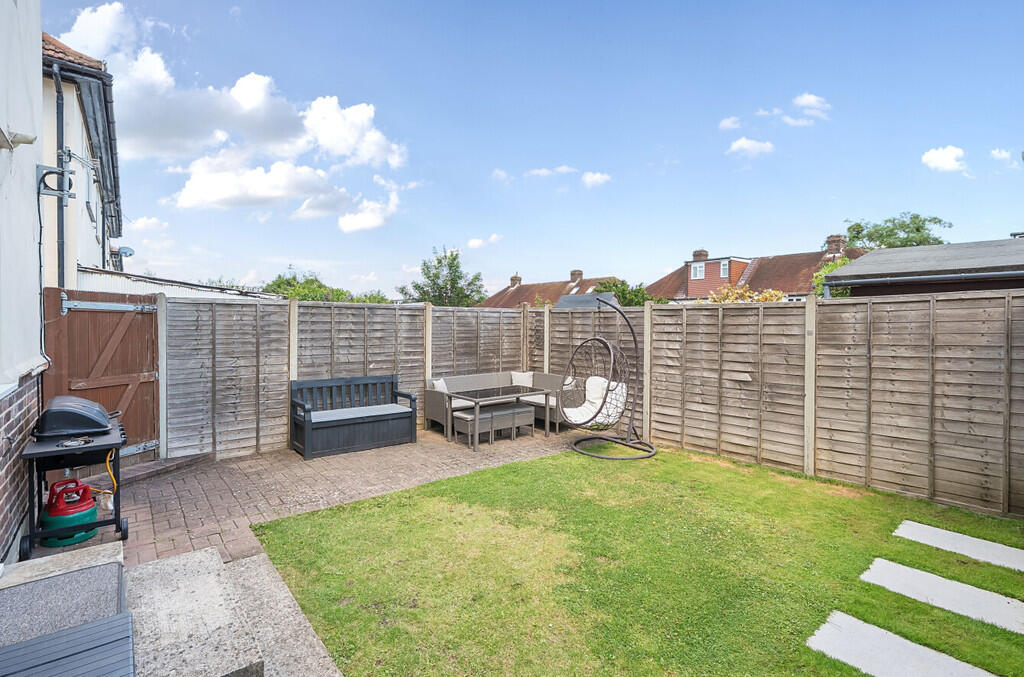 1319697-5-686d15e...