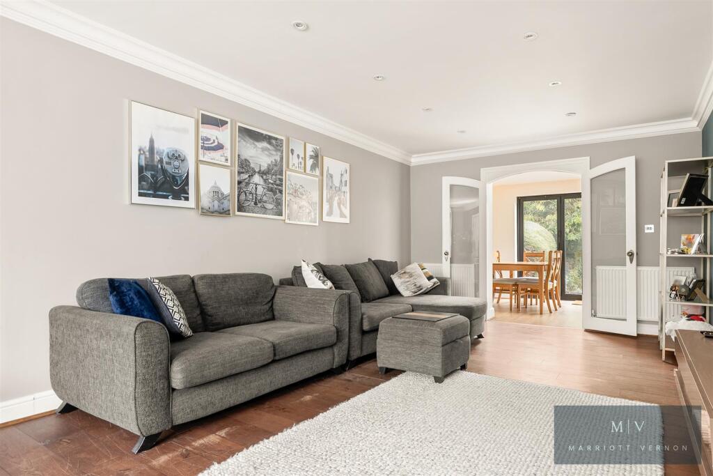 Queenhill Road 17 MV-3.jpg