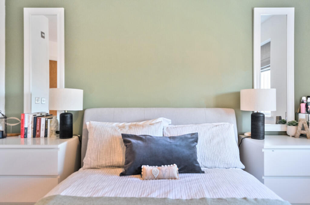 1289564-8-682709b...