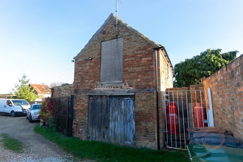 84 high street -04.jpg