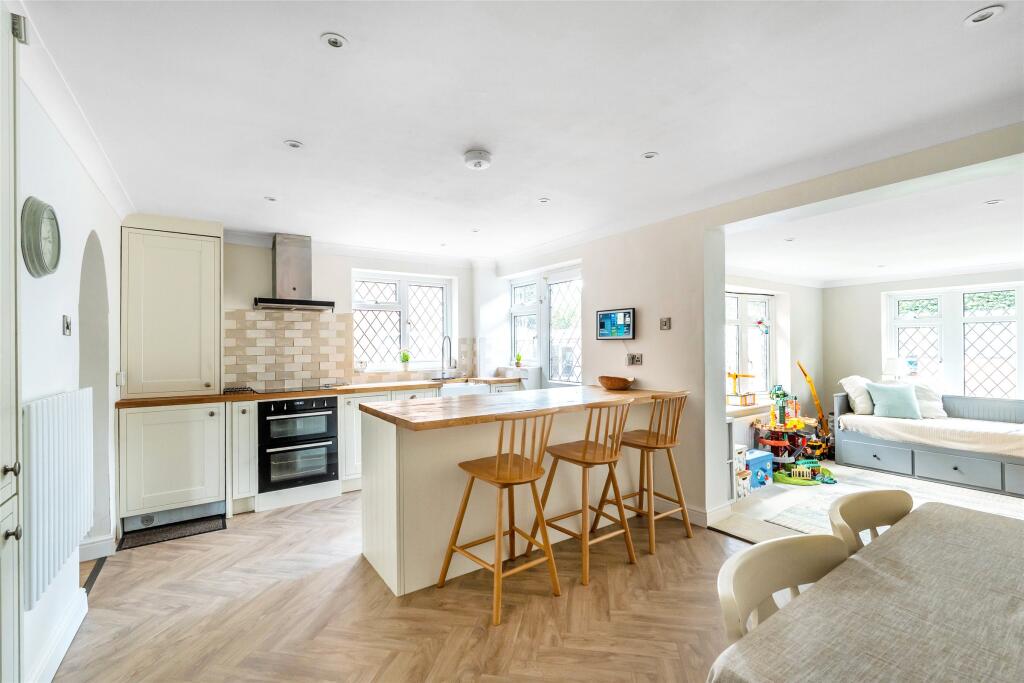 Picture No. 06